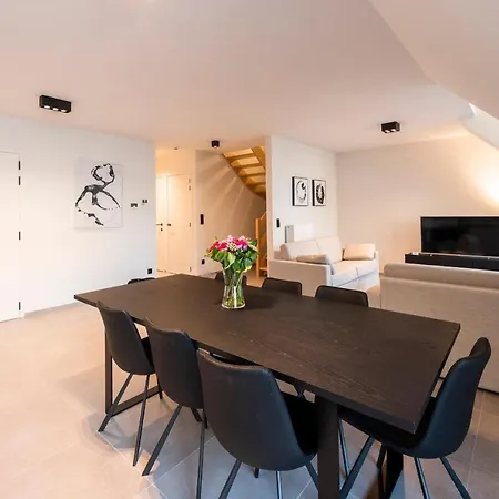 Апарт-отель Belcasa & Lofts Миделкерк